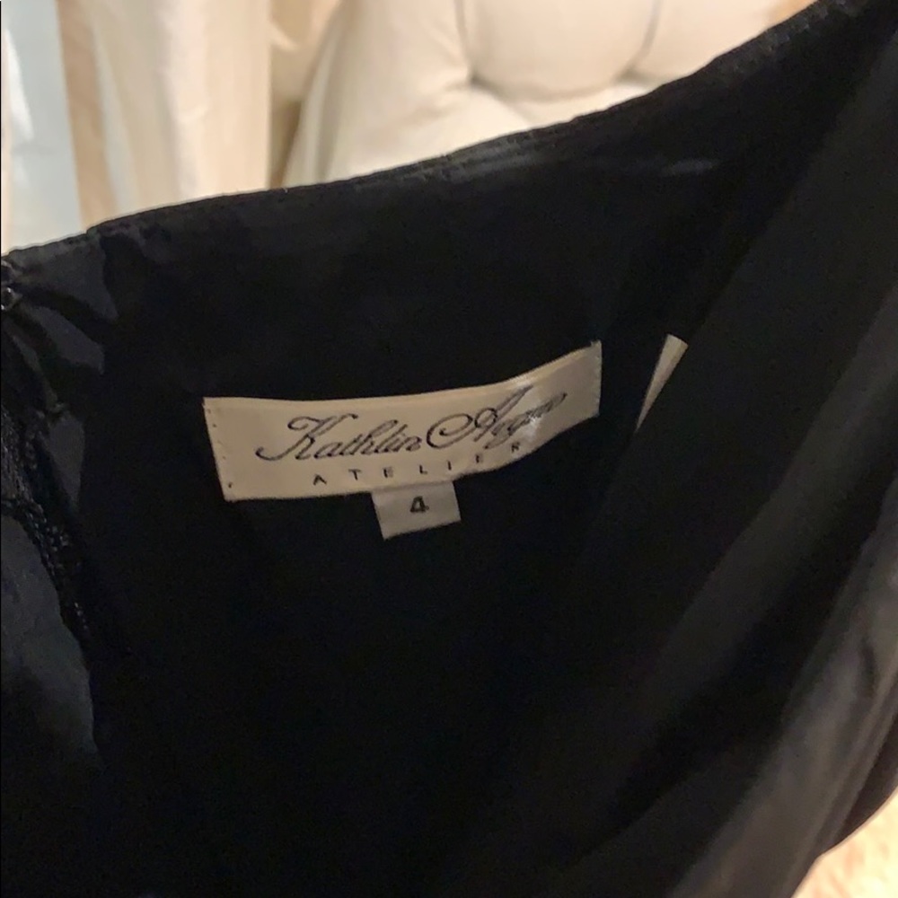 Dress - Picture 4 of 4